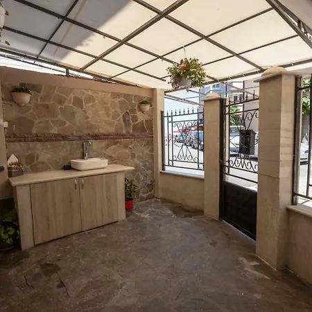 Tiffany Boutique Suits - Affittacamere 3*