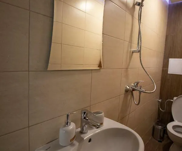 Gasthof Tiffany Boutique Suits -